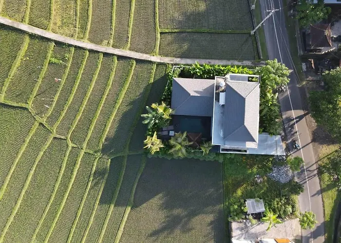 Designer 3br Pool - Rice Fields & Gazebo Ferienhaus *