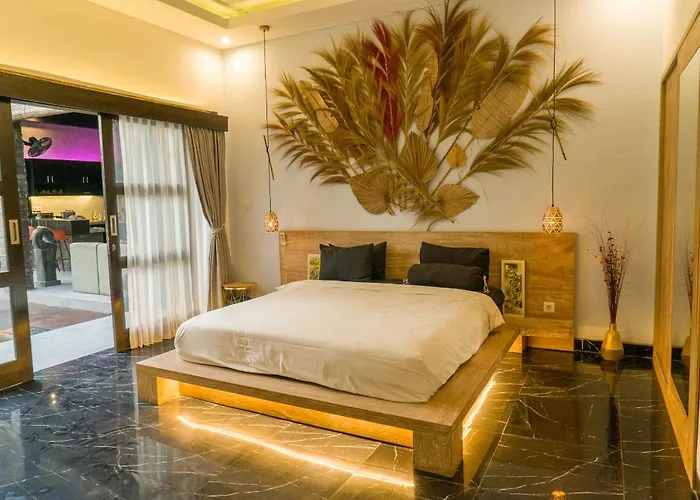Designer 3br Pool - Rice Fields & Gazebo Ferienhaus Mengwi
