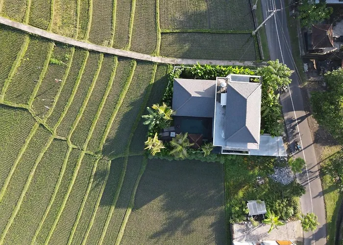 Designer 3br Pool - Rice Fields & Gazebo Ferienhaus